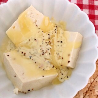 豆腐のチーズとタルタルソースかけ